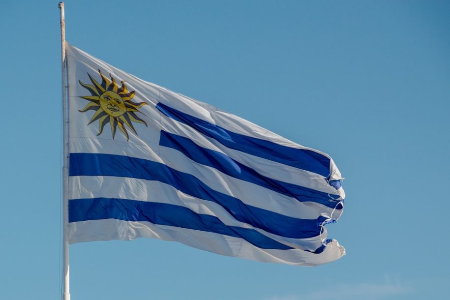 vlajka uruguaj